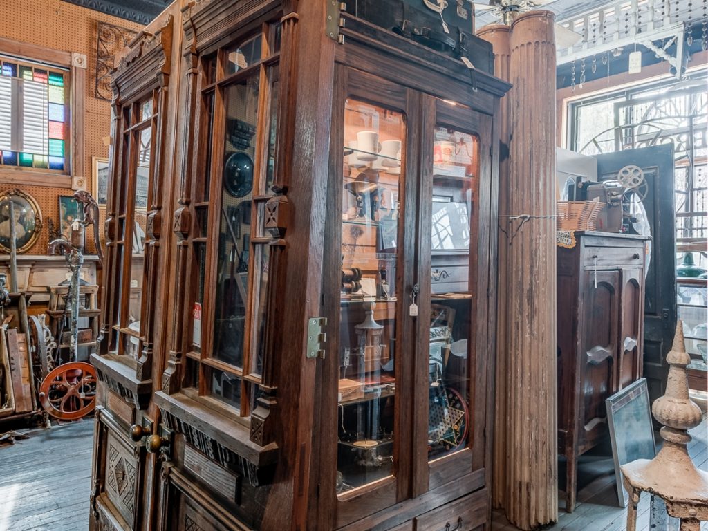 St Louis Mo Architectural Salvage IUCN Water